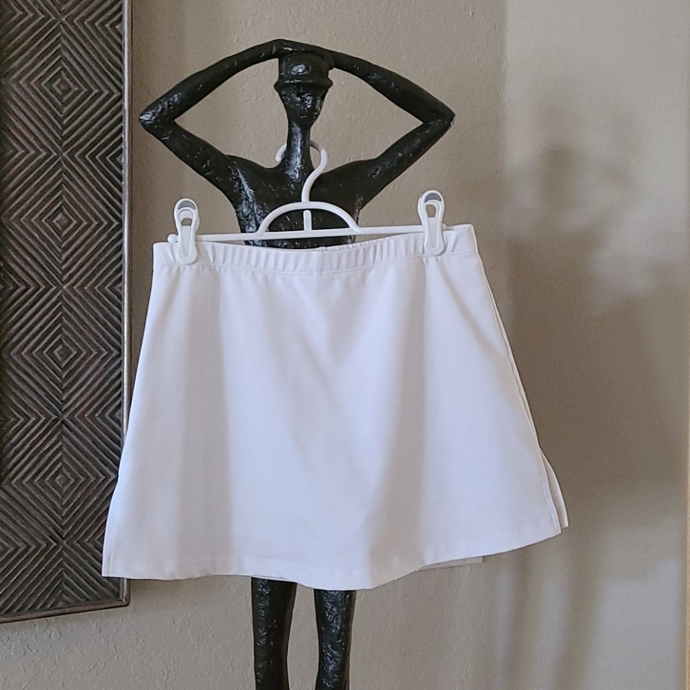 💗Cute White Tennis Skort! EUC!